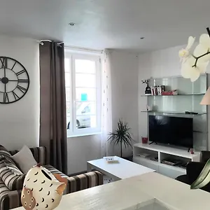 Appartement Centre Rue Calme 2 Pièces Classé 3 étoiles, Lannion